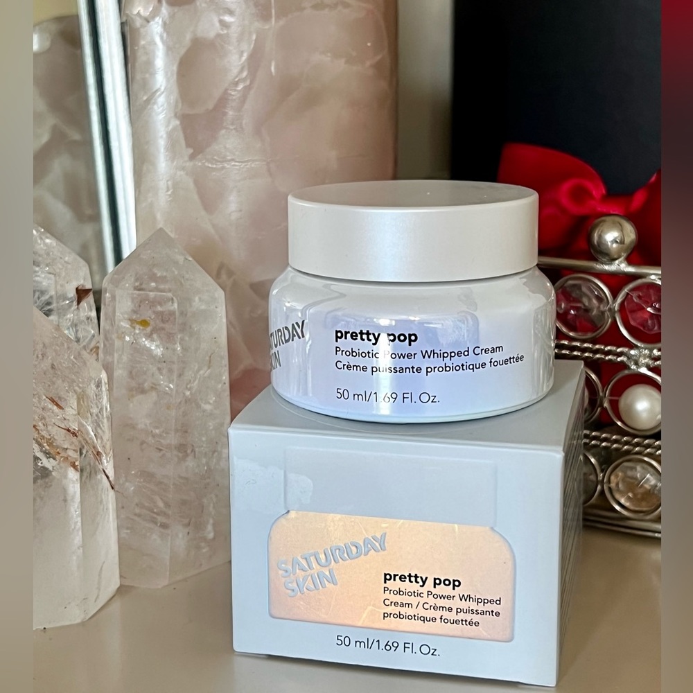 Saturday Skin Pretty Pop Probiotic powder whipped cream